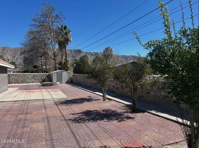 229 GRANADA Avenue, El Paso, TX 79912