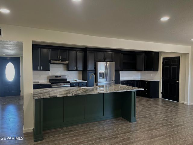 229 GRANADA Avenue, El Paso, TX 79912