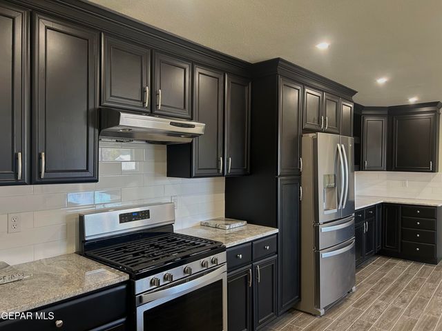 229 GRANADA Avenue, El Paso, TX 79912