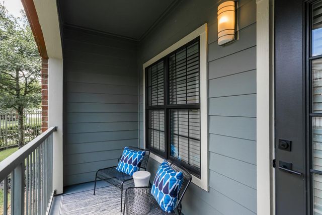 4855 Magnolia Cove Drive 163, Houston, TX 77345