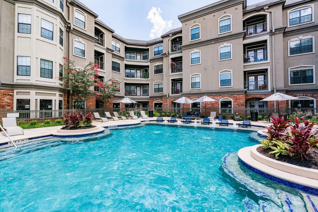 4855 Magnolia Cove Drive 163, Houston, TX 77345