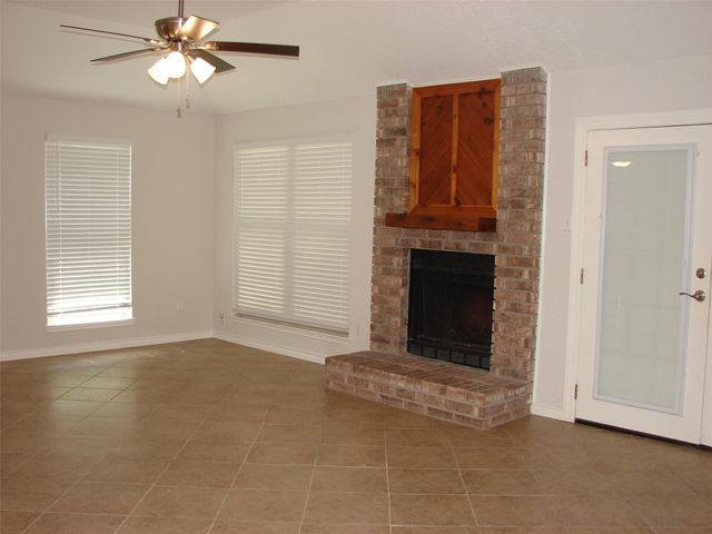 7010 Buchanan Drive, Richmond, TX 77469