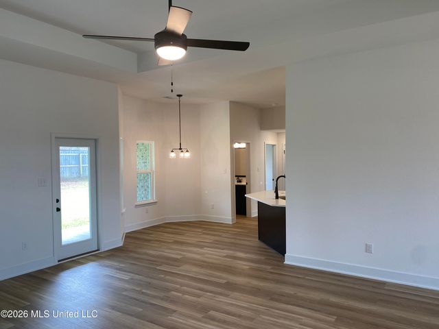 14893 Fritz Circle, Gulfport, MS 39503