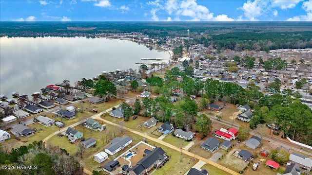 51 Birch Street, Elizabethtown, NC 28337