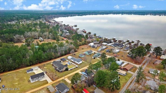 51 Birch Street, Elizabethtown, NC 28337