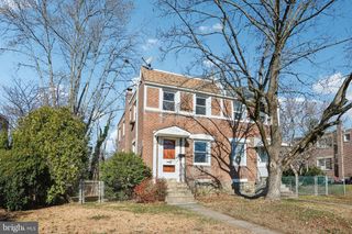 520 OVERLOOK RD, Philadelphia, PA 19128