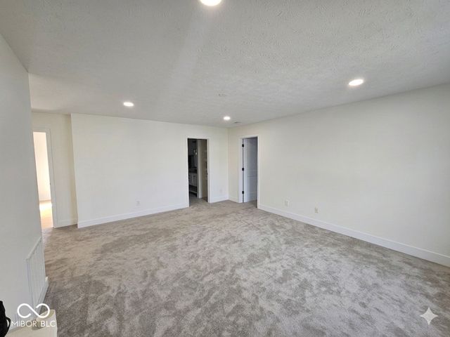 13028 Veon Drive, Fishers, IN 46038