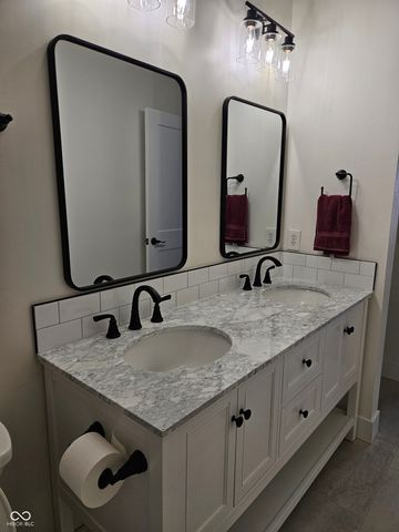 13028 Veon Drive, Fishers, IN 46038