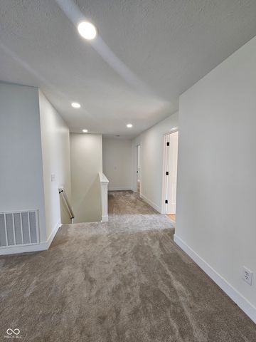 13028 Veon Drive, Fishers, IN 46038