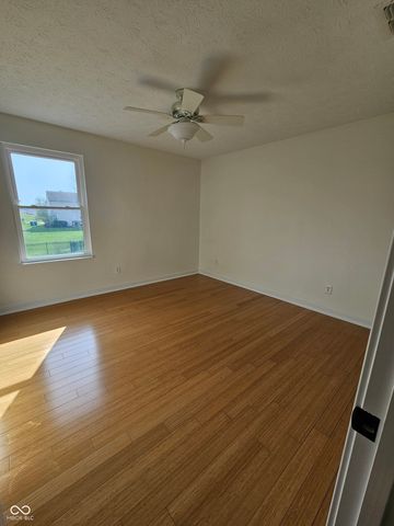 13028 Veon Drive, Fishers, IN 46038