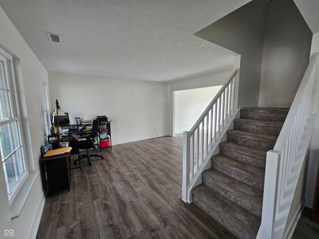 13028 Veon Drive, Fishers, IN 46038