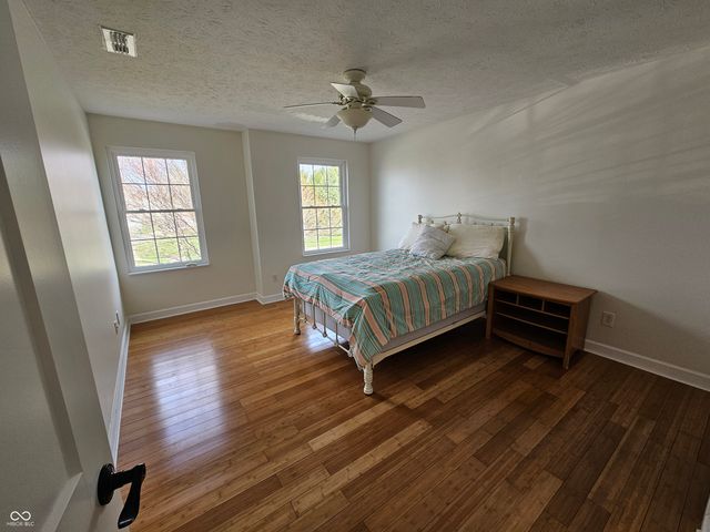 13028 Veon Drive, Fishers, IN 46038