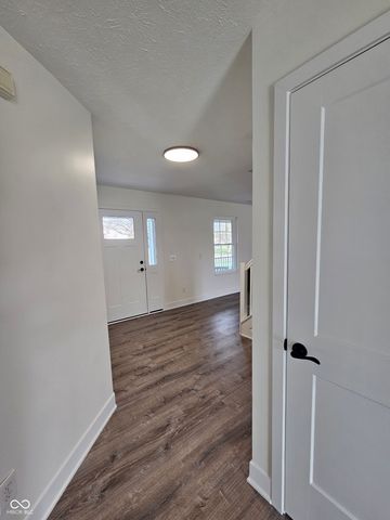 13028 Veon Drive, Fishers, IN 46038