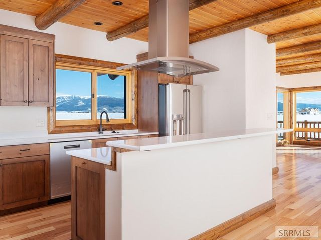 4660 Pale Morning Drive, Tetonia, ID 83452