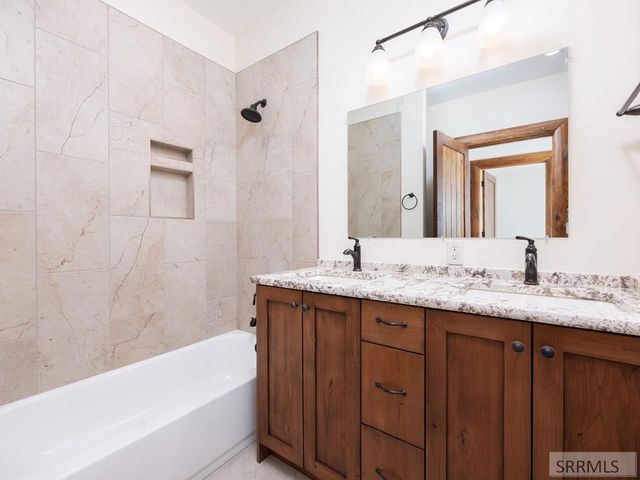 4660 Pale Morning Drive, Tetonia, ID 83452