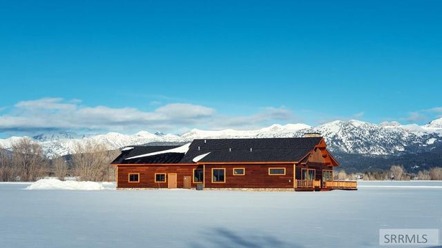 4660 Pale Morning Drive, Tetonia, ID 83452