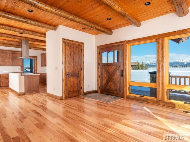 4660 Pale Morning Drive, Tetonia, ID 83452