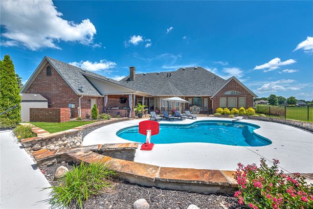 10837 Rosehaven Lane, Bentonville, AR 72712