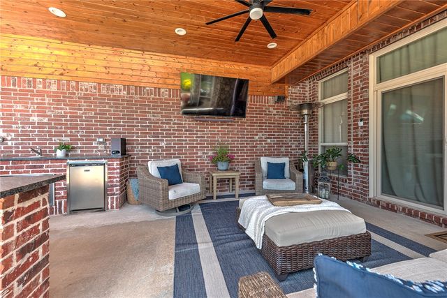 10837 Rosehaven Lane, Bentonville, AR 72712