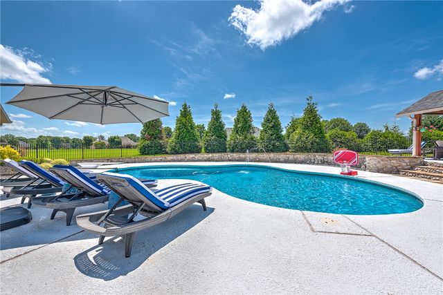 10837 Rosehaven Lane, Bentonville, AR 72712