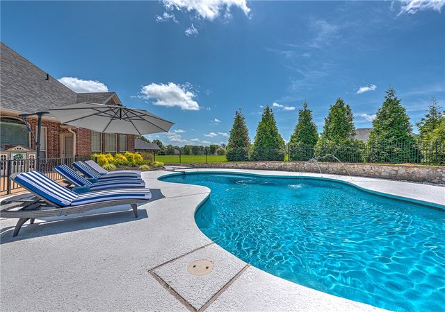 10837 Rosehaven Lane, Bentonville, AR 72712