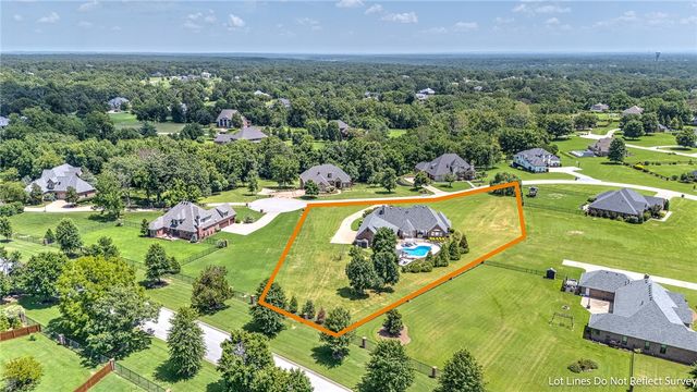 10837 Rosehaven Lane, Bentonville, AR 72712