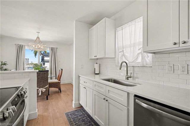 942 Prescott ST, Fort Myers Beach, FL 33931