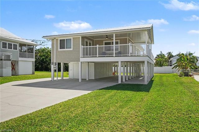 942 Prescott ST, Fort Myers Beach, FL 33931