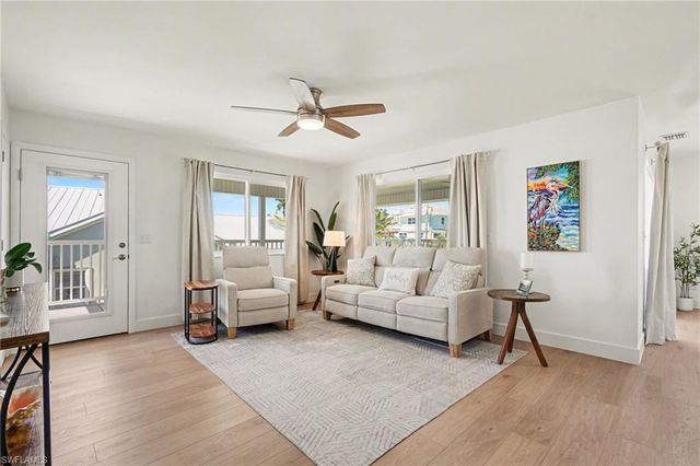 942 Prescott ST, Fort Myers Beach, FL 33931