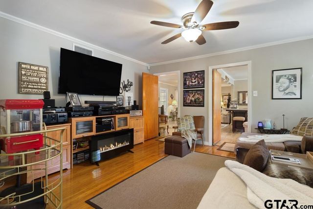 1522 N Moore Ave, Tyler, TX 75702