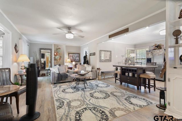 1522 N Moore Ave, Tyler, TX 75702