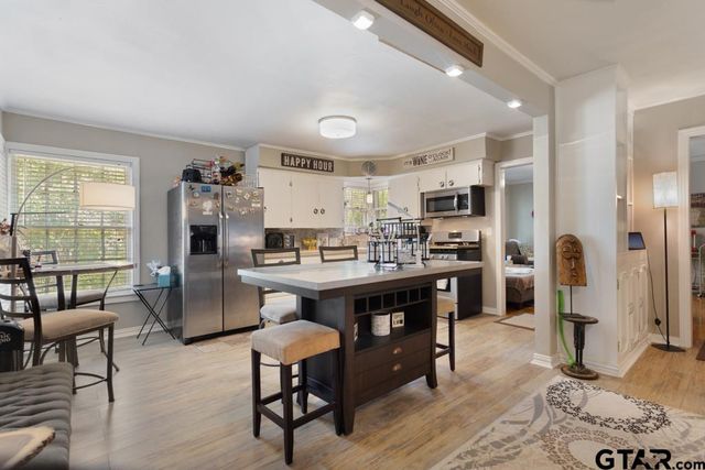 1522 N Moore Ave, Tyler, TX 75702