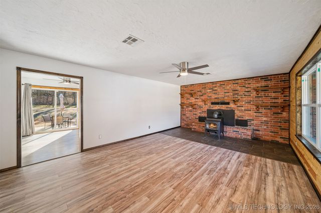 20512 E 430 Road, Claremore, OK 74017