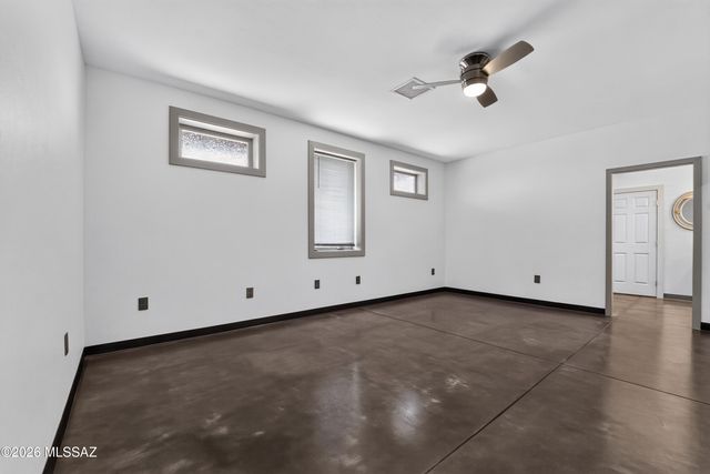 33977 S Twin Hawk Lane, Marana, AZ 85658