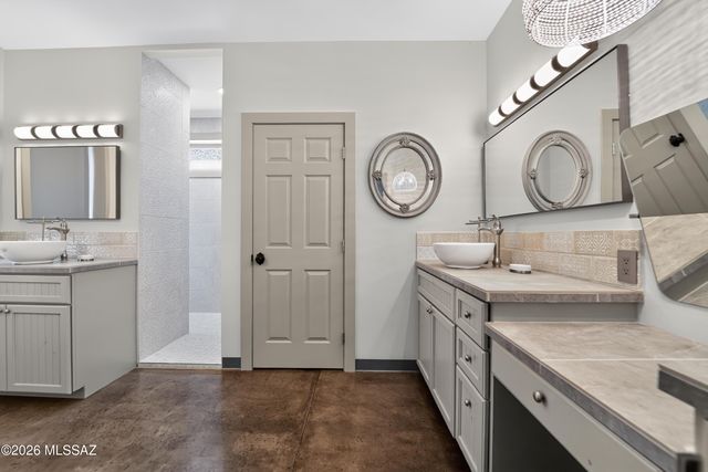 33977 S Twin Hawk Lane, Marana, AZ 85658