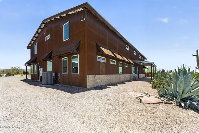 33977 S Twin Hawk Lane, Marana, AZ 85658