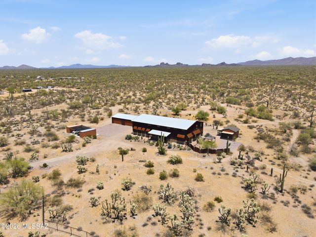 33977 S Twin Hawk Lane, Marana, AZ 85658