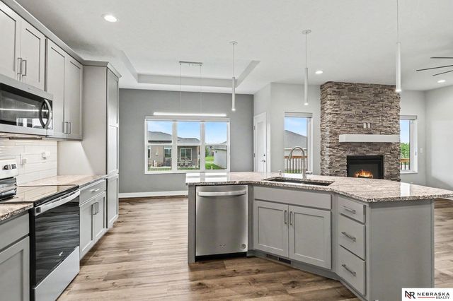 7641 Kallum Drive, Lincoln, NE 68516