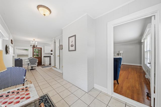8 Northwood Avenue, Greenville, SC 29609