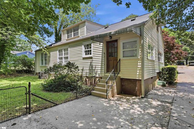 8 Northwood Avenue, Greenville, SC 29609