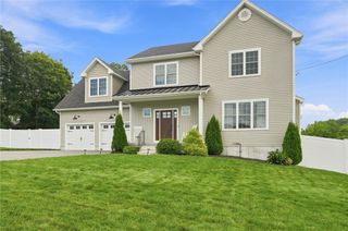 49 Regina Drive, Johnston, RI 02919