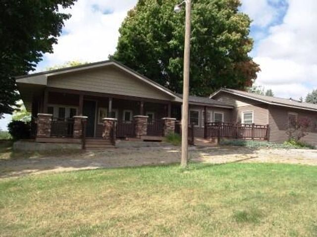 1316,28&70 E Chauvez Road, Scottville, MI 49454