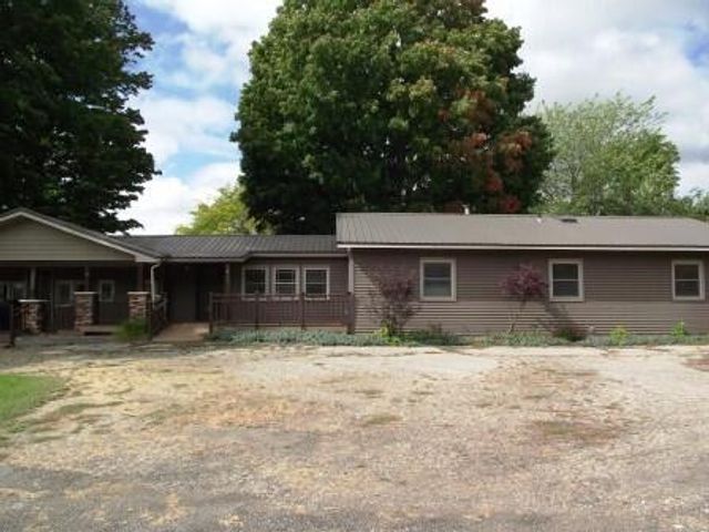 1316,28&70 E Chauvez Road, Scottville, MI 49454