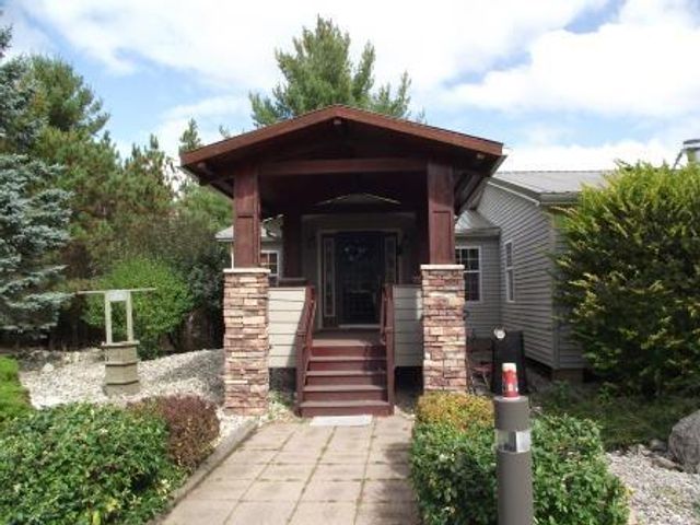 1316,28&70 E Chauvez Road, Scottville, MI 49454