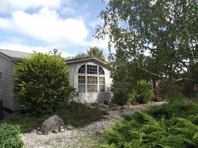 1316,28&70 E Chauvez Road, Scottville, MI 49454