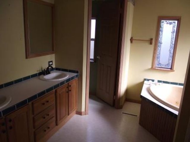 1316,28&70 E Chauvez Road, Scottville, MI 49454