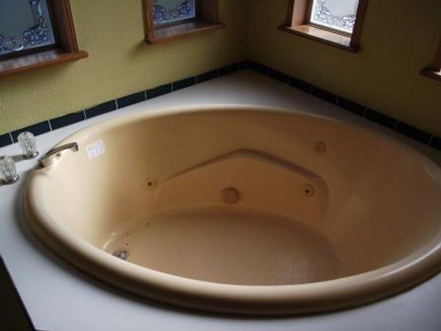 1316,28&70 E Chauvez Road, Scottville, MI 49454