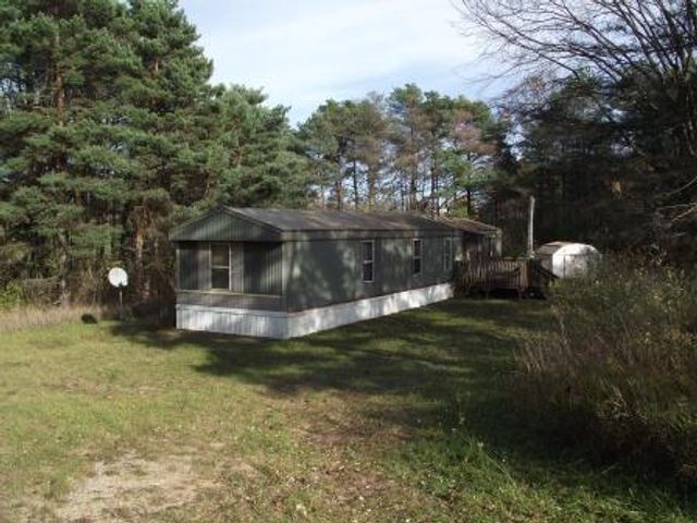 1316,28&70 E Chauvez Road, Scottville, MI 49454