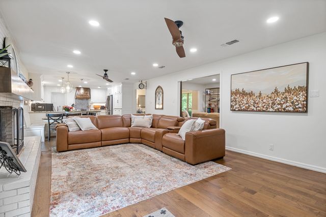 3054 Old Paris Road, Mt Pleasant, TX 75455