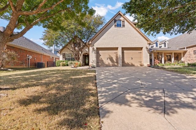2916 Shoreline Drive, Burleson, TX 76028